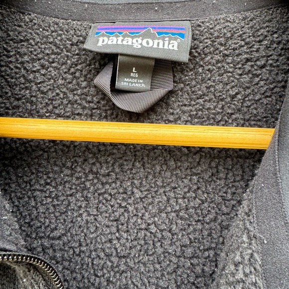 Patagonia Men’s Zip Up Vest - Picture 6 of 10